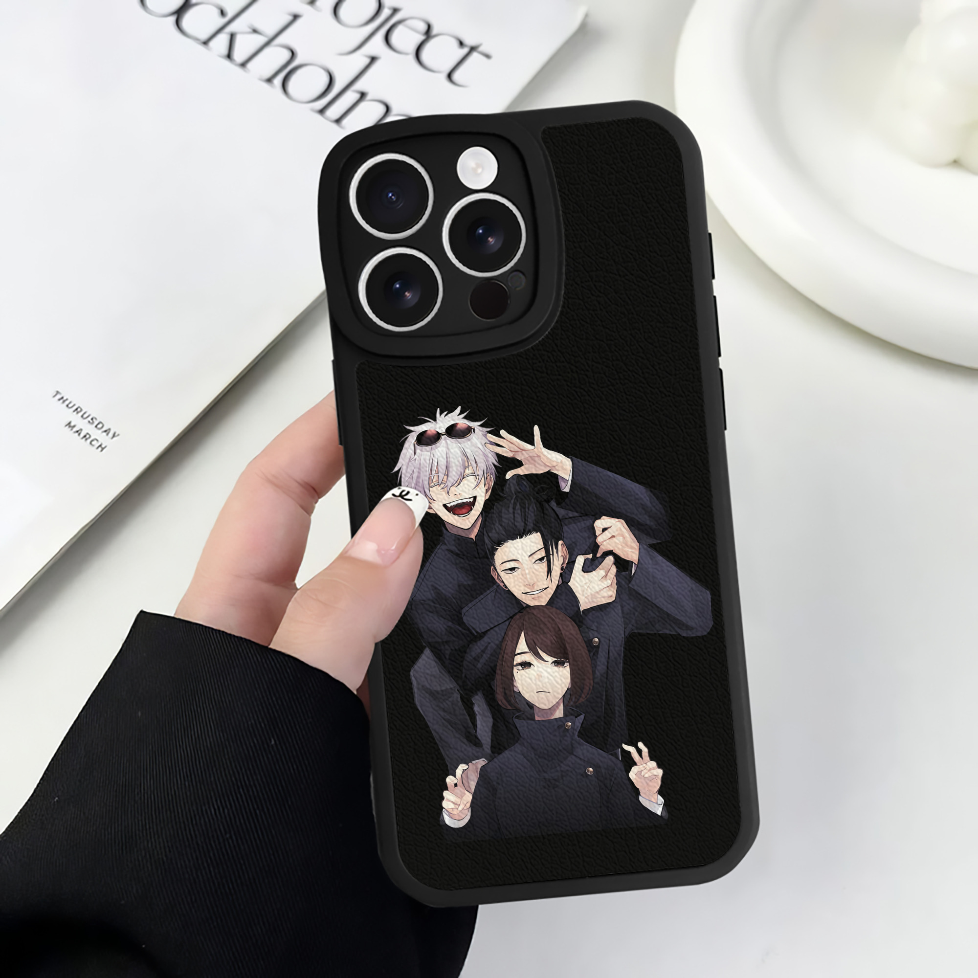 （画像用） 呪術廻戦 Jujutsu Kaisen 【iPhone 16シリーズ対応】シリコンスマホケース（レザー調） 材質：シリコン